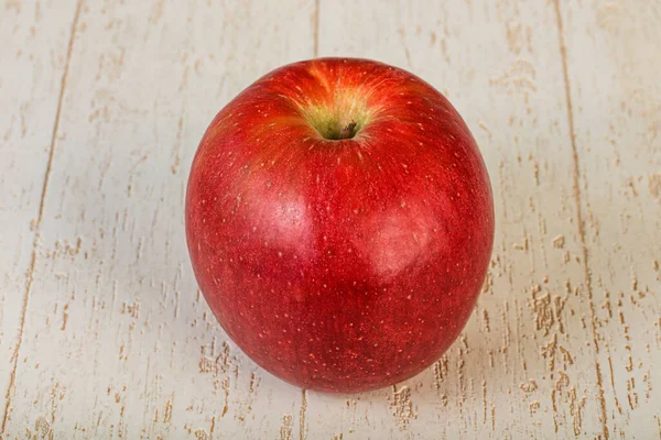 Single Red Sweet Tasty Apple Fruit — Stock Photo, Image
