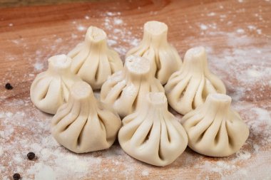 Gürcistan çiğ Khinkali eti