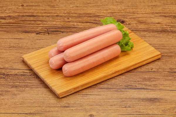Salsichas Carne Saborosas Amontoadas Bordo — Fotografia de Stock