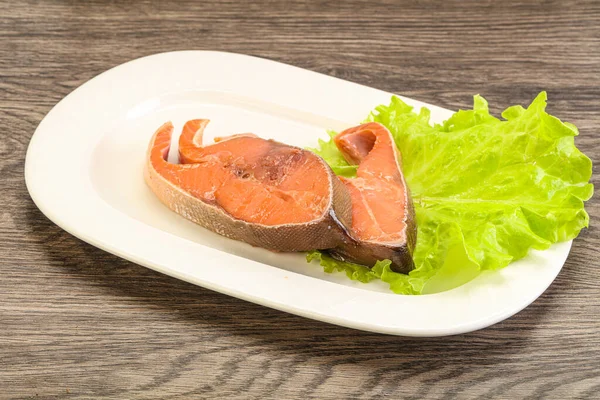 Two Pink Salmon Fish Steak Served Salad Leaves — Stock Photo, Image