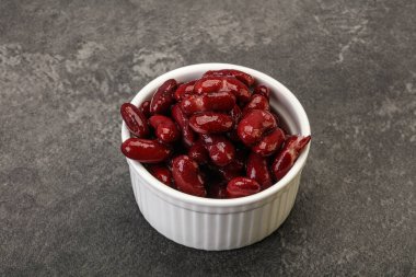 Kavanozda Doğal Kırmızı Böbrek