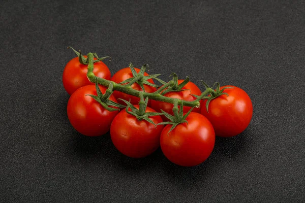 Frische Reife Kirschtomaten Zweig Isoliert — Stockfoto