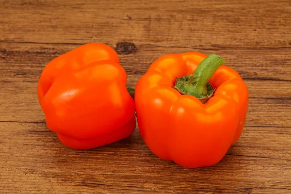 Két Narancssárga Édes Édes Bell Pepper — Stock Fotó