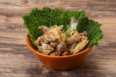 Kavanozda baharatlı kuzu eti