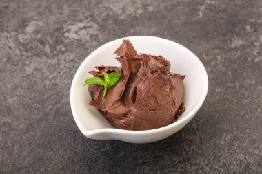 Çikolata nazelfındıklı.