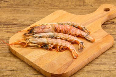 Lezzetli büyük Langoustine deniz ürünleri.