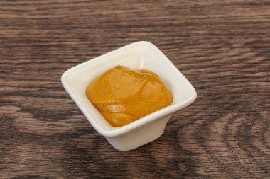 Kasede baharatlı hardal sosu