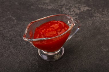 Meksika acılı acı biber sosu kasede