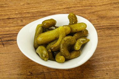 Kasede salatalık turşusu