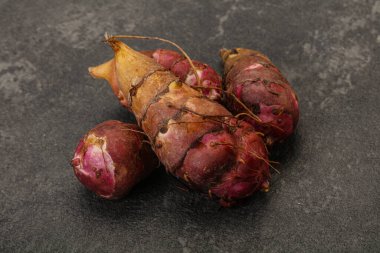 Vegan suisine - Çiğ top inambur kökü veya Kudüs enginarı