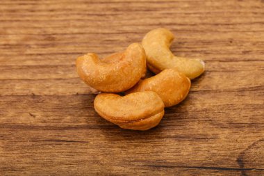 Doğal organik kaju fıstığı yığını.