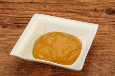 Kasede baharatlı hardal sosu