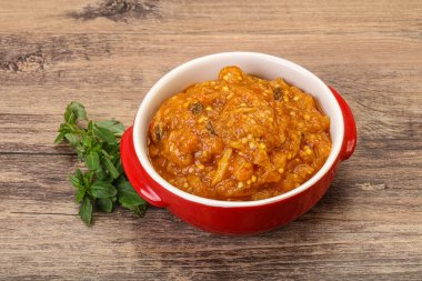 Kafkas mutfağı - Mangal salatası ve ızgara sebze