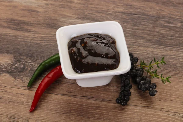 Et için baharatlı karabiber sosu.