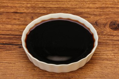 Asya mutfağı. Kasede soya sosu.