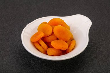 Tatlı, sarı, kurutulmuş kayısı yığını