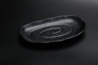 Mutfak için renkli boş kase izole