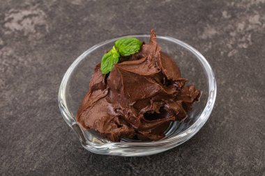 Çikolata nazelfındıklı.