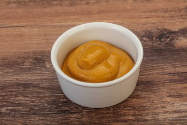 Kasede baharatlı hardal sosu