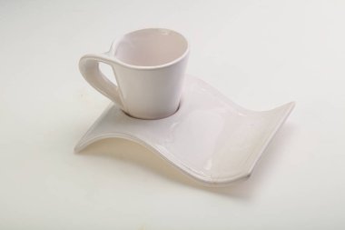 Çay için boş bardak ya da izole kahve.