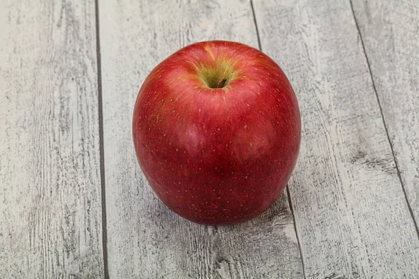 Bekar Kırmızı tatlı elma meyvesi