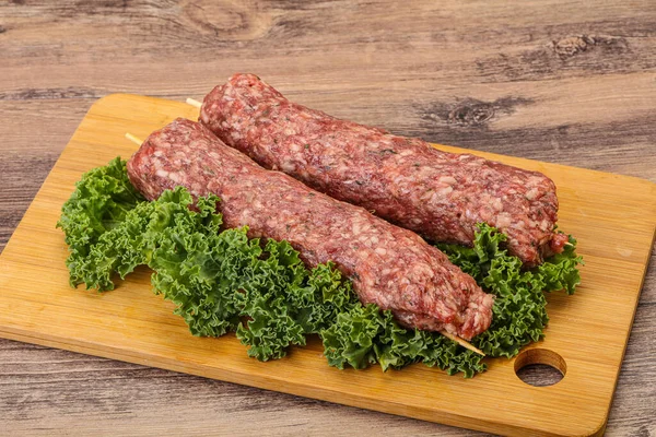Brocheta Kebab Carne Picada Cruda Para Asar Asar —  Fotos de Stock