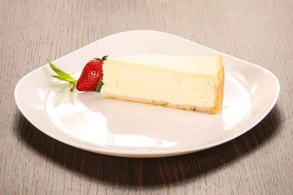 Sweet Tasty Delicous Popular Cheesecake Served Strawberry — Stock Photo, Image