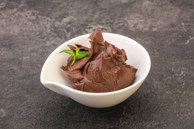 Çikolata nazelfındıklı.