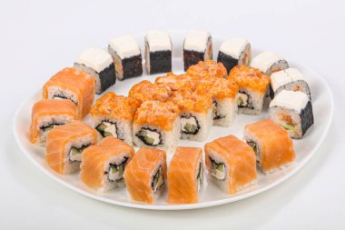 Balık ve peynirli Japon dürümü.