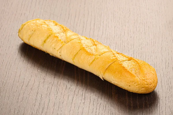 Crosta Saborosa Baguete Sobre Bordo Isolado — Fotografia de Stock