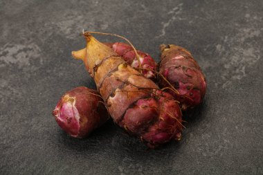 Vegan suisine - Çiğ top inambur kökü veya Kudüs enginarı