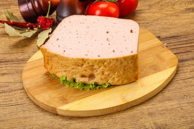 Ev yapımı geleneksel rulo köfte.