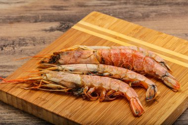 Lezzetli büyük Langoustine deniz ürünleri.