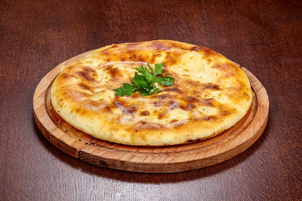 Georgiska Traditionella Bakverk Khachapuri Paj Med Ost — Stockfoto