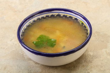 Havuçlu ve patatesli lezzetli tavuk çorbası