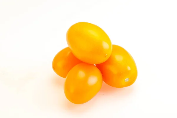 Kupa Dojrzałych Świeżych Żółtych Pomidorów — Zdjęcie stockowe
