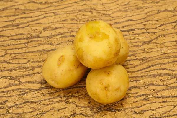 Pequeno Monte Batata Sazonal Jovem Pronto Para Cozinhar — Fotografia de Stock