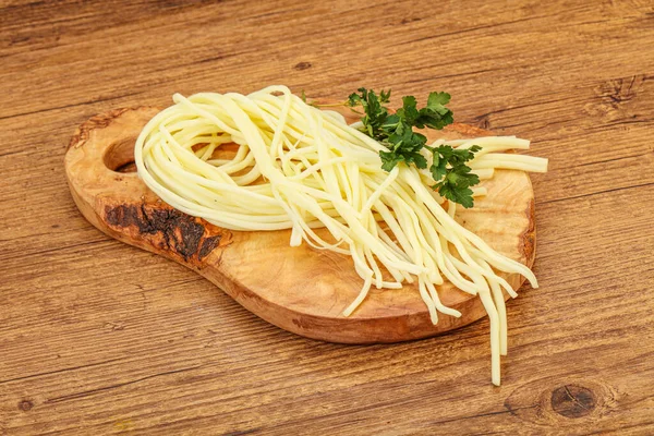 Chechil Spaghetti Kaas Snack Aan Boord — Stockfoto