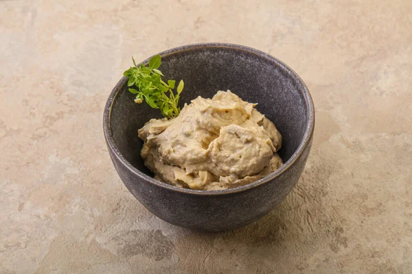 Wegańskie Jedzenie Hummus Dip Oliwą Oliwek — Zdjęcie stockowe