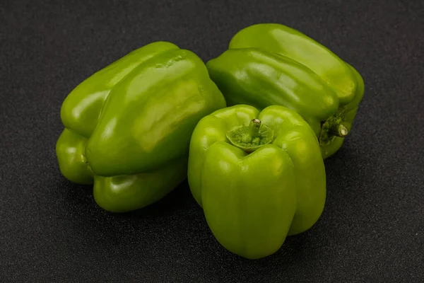 Grüner Paprika Gemüsehaufen — Stockfoto