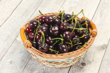 Olgun tatlı, taze kiraz meyvesi