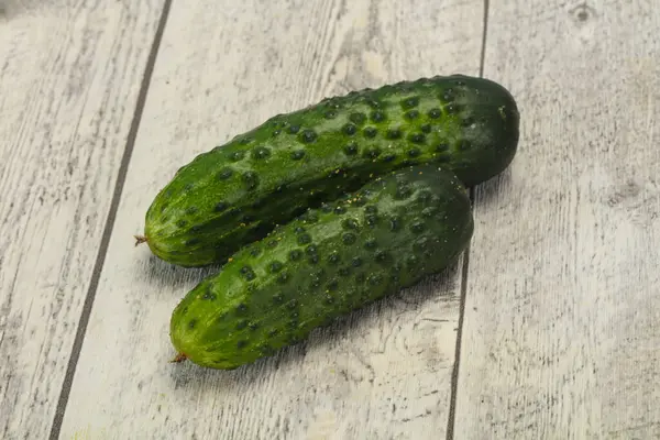 Rijp Verse Groene Twee Komkommers Klaar Voor Veganistisch — Stockfoto