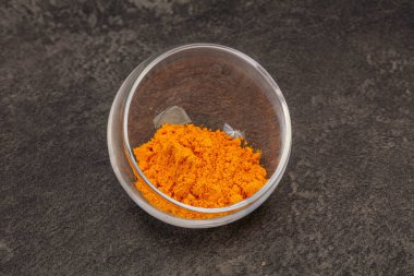 Tumerik - kâsede sokağa çıkma yasağı tozu