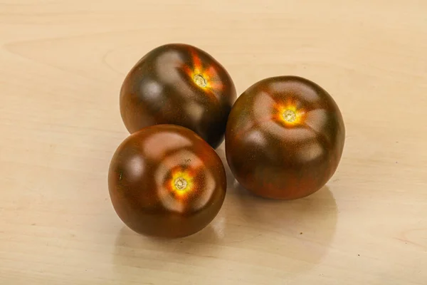 Negro Sabroso Jugoso Kumato Tomate Montón — Foto de Stock