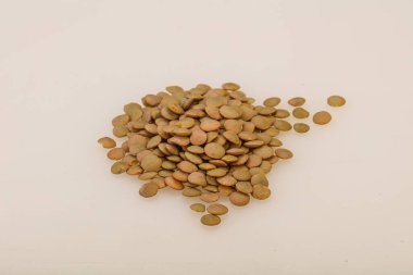 Vejetaryen mutfağı - Kuru mercimek yığını izole edildi