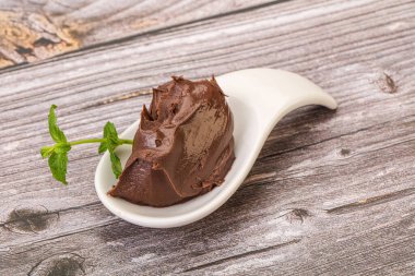 Çikolata nazelfındıklı.