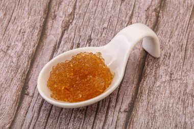 Pike ROE atıştırmak için kasede