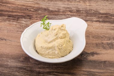 Vejetaryen yemeği. Zeytinyağlı humus sosu.