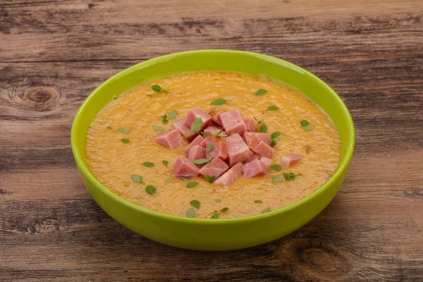 Sopa Crema Guisantes Con Costillas Cerdo Ahumadas — Foto de Stock