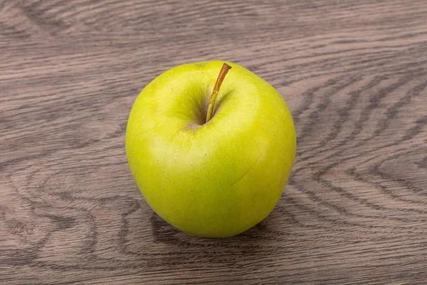 Ripe Sweet Green Tasty Apple — Stock Photo, Image